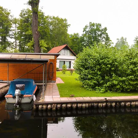 Ferienhaus Direkt An Der Spree Mit Whirlpool Und Sauna